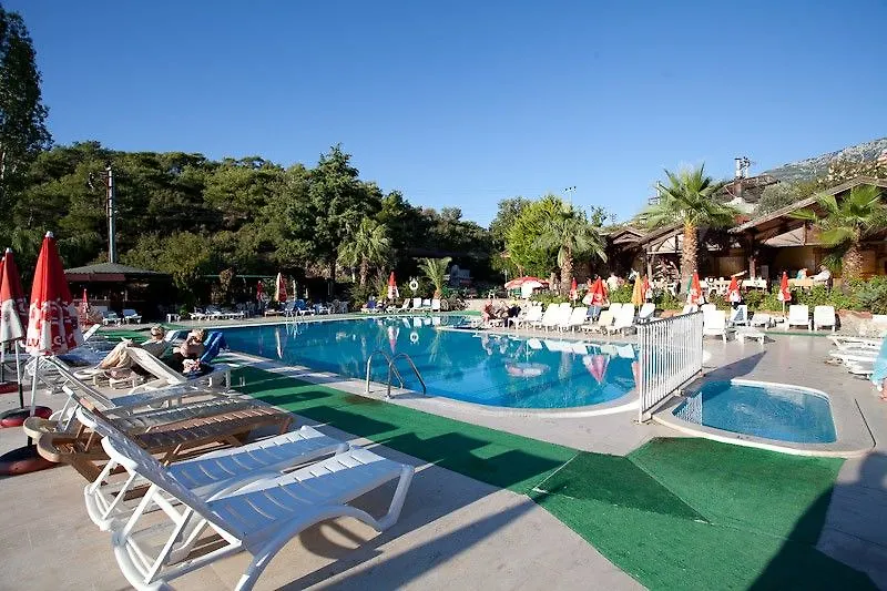 Club Pink Palace Hotel Oludeniz