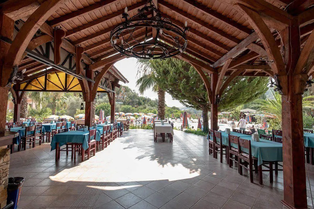 Club Pink Palace Hotel Oludeniz