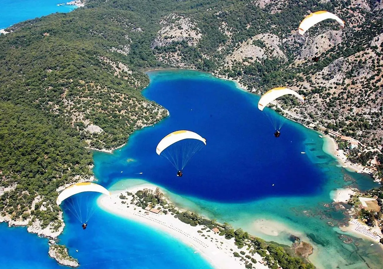 Club Pink Palace Hotel Oludeniz