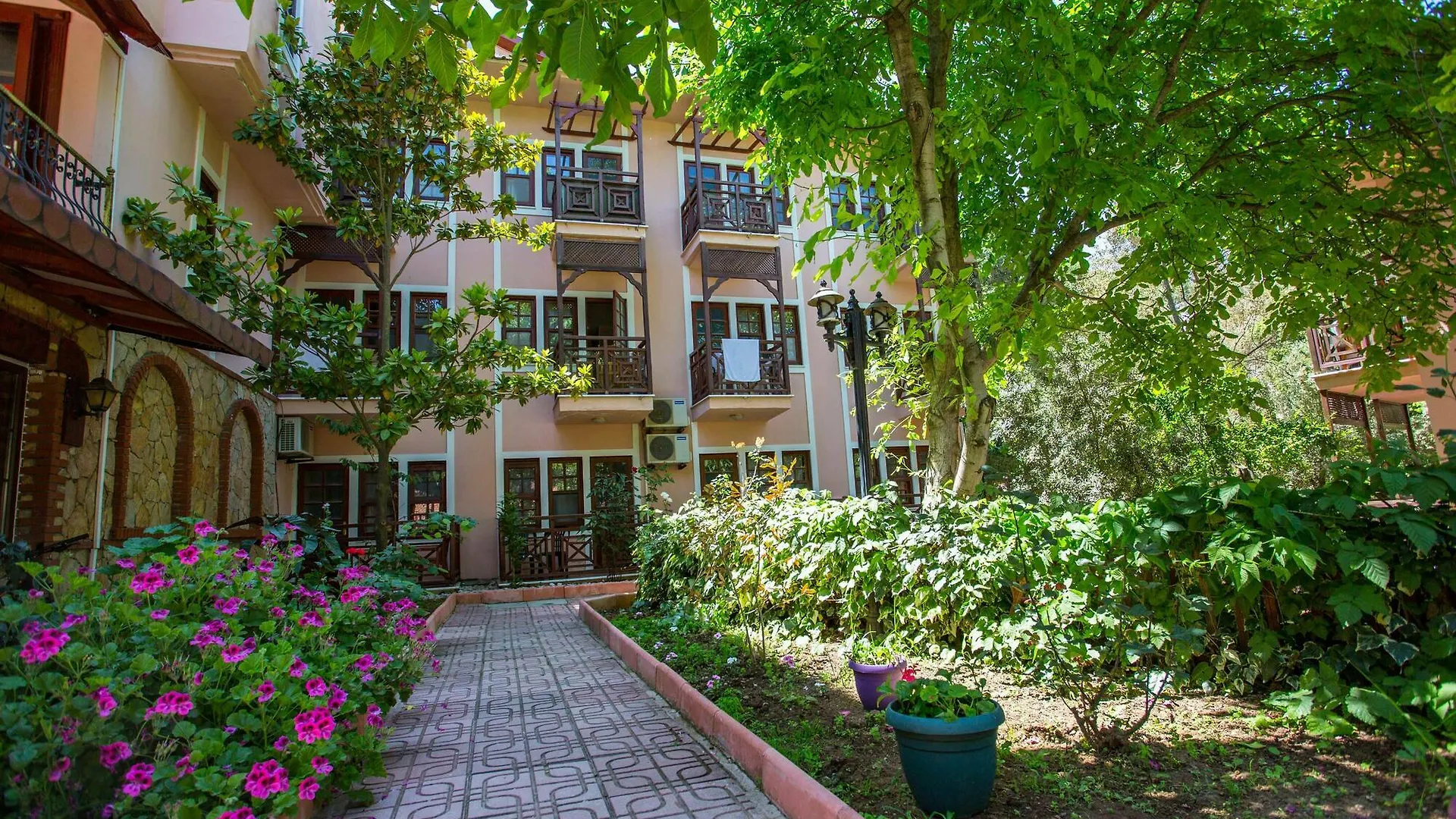 ***  Club Pink Palace Hotel Oludeniz Turecko