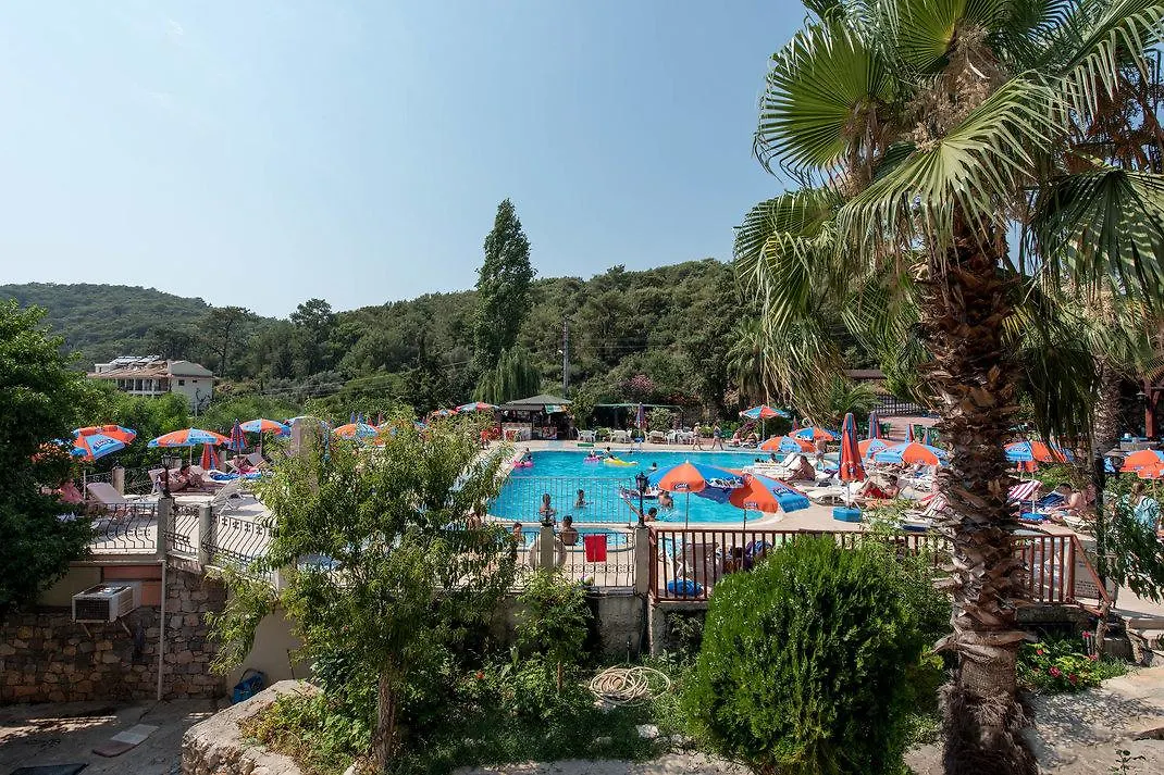 Club Pink Palace Hotel Ölüdeniz